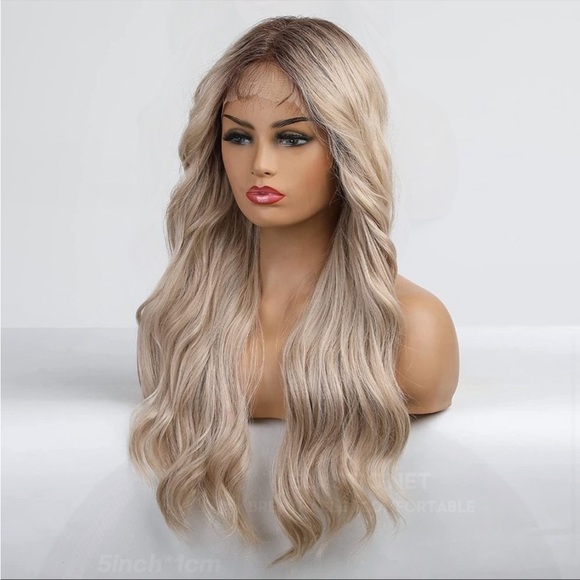 - 22” Light Blonde Body Wavy Middle Part Lace Front Wig *NEW* - Picture 7 of 7